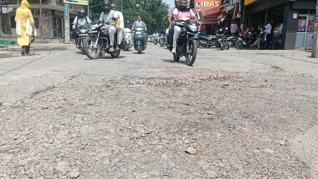 City roads crumble after 40 mm of rain; potholes increase risk of accidents