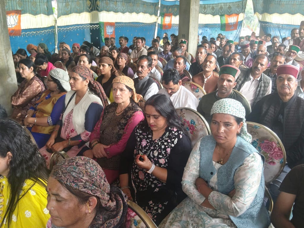 Protest rally held over orchardists' demands