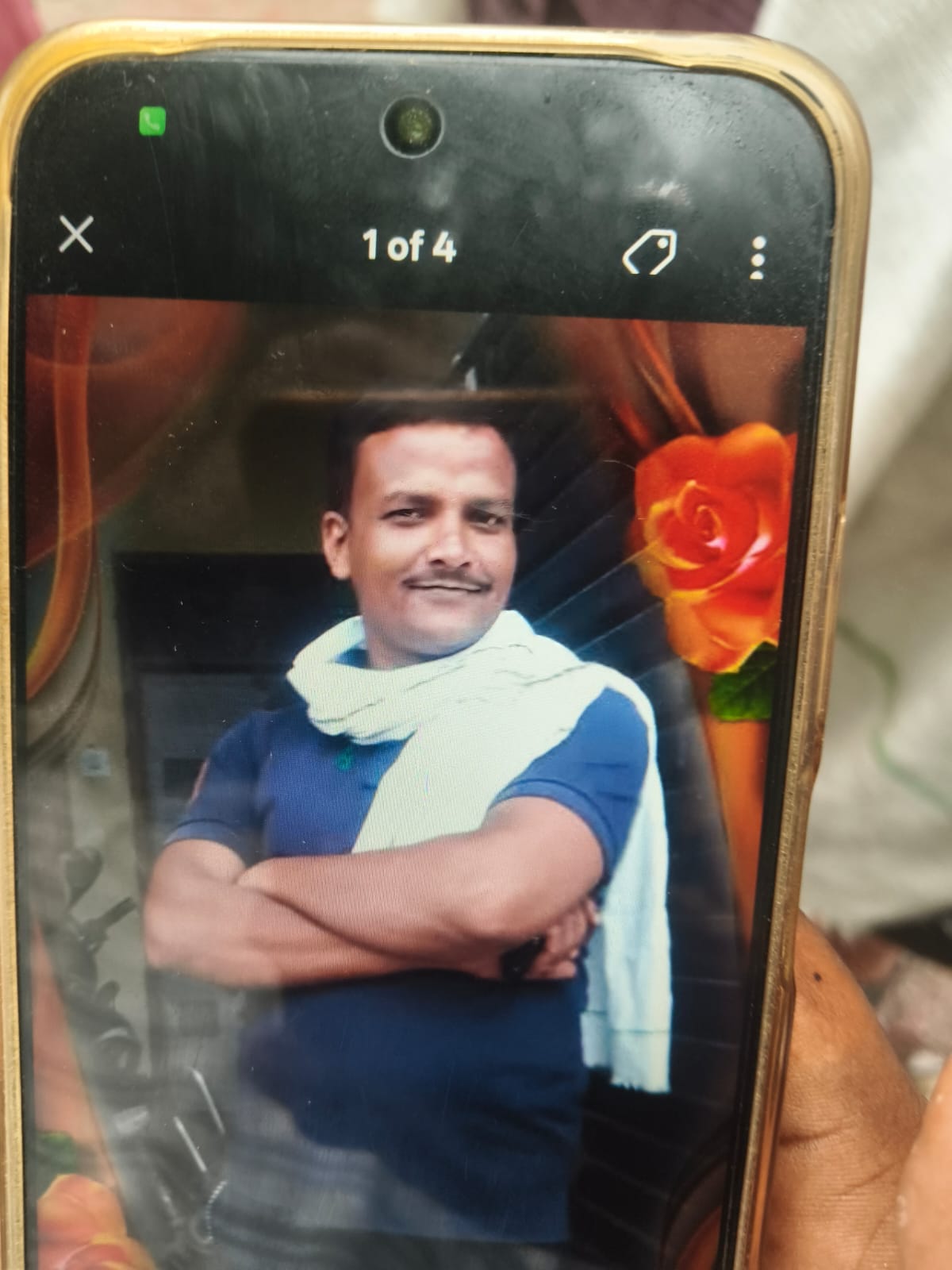 Contractor on bike dies after being hit by truck loaded with gas cylinders