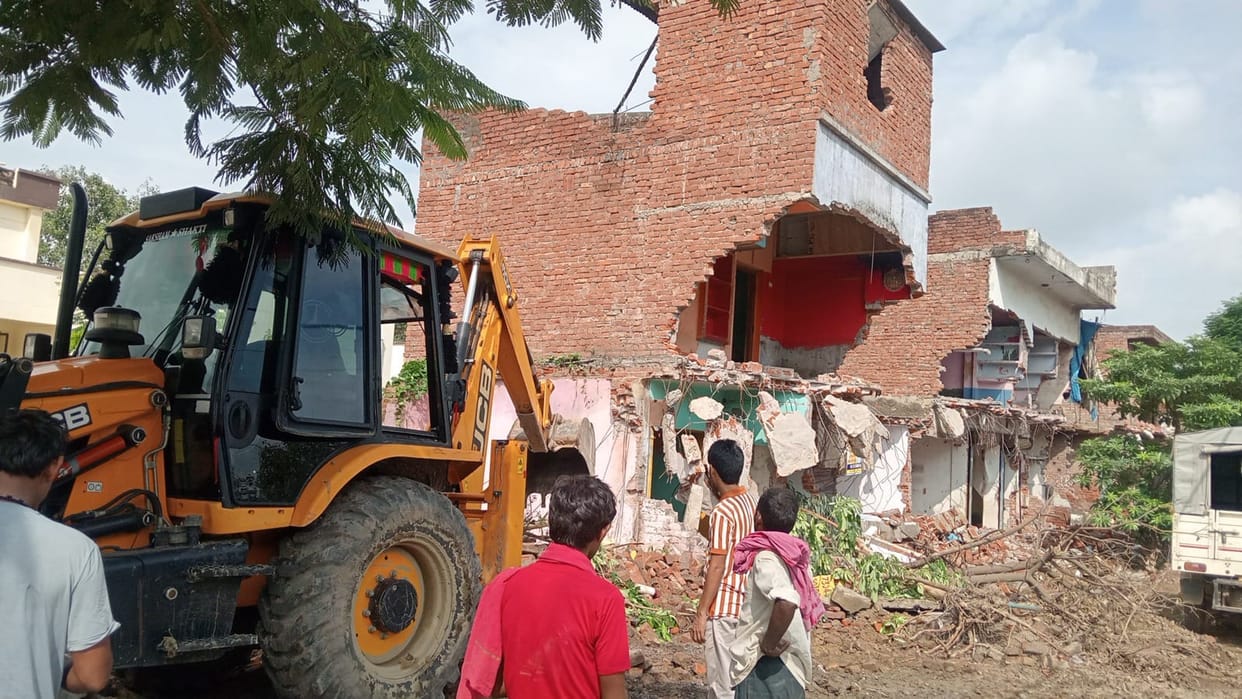 One week's time for removal of debris from government land