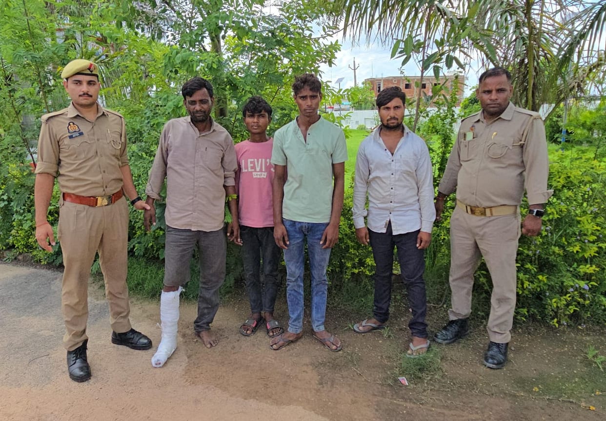 Four accused arrested for robbing a trader