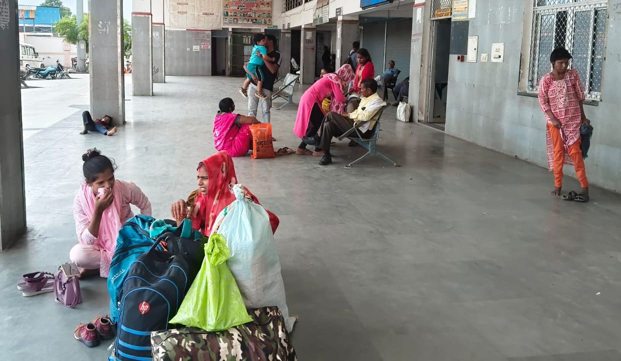 mainpuri news roadways buses mudiya mela