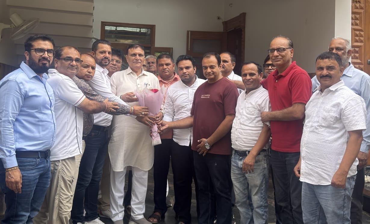 Upon reaching Gannaur, MLA Rajesh Joon met with BJP workers.