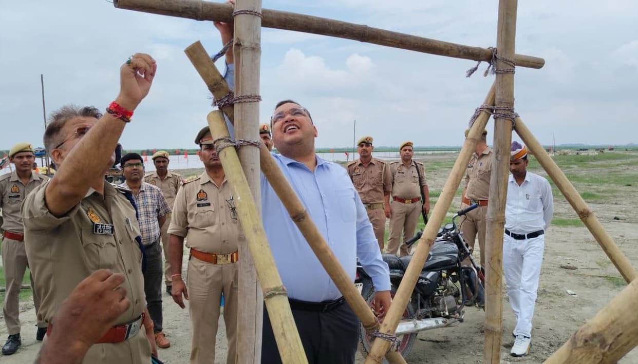 Inspected Lahra Ganga Ghat and the Kanwar route; issued directives regarding security and health
