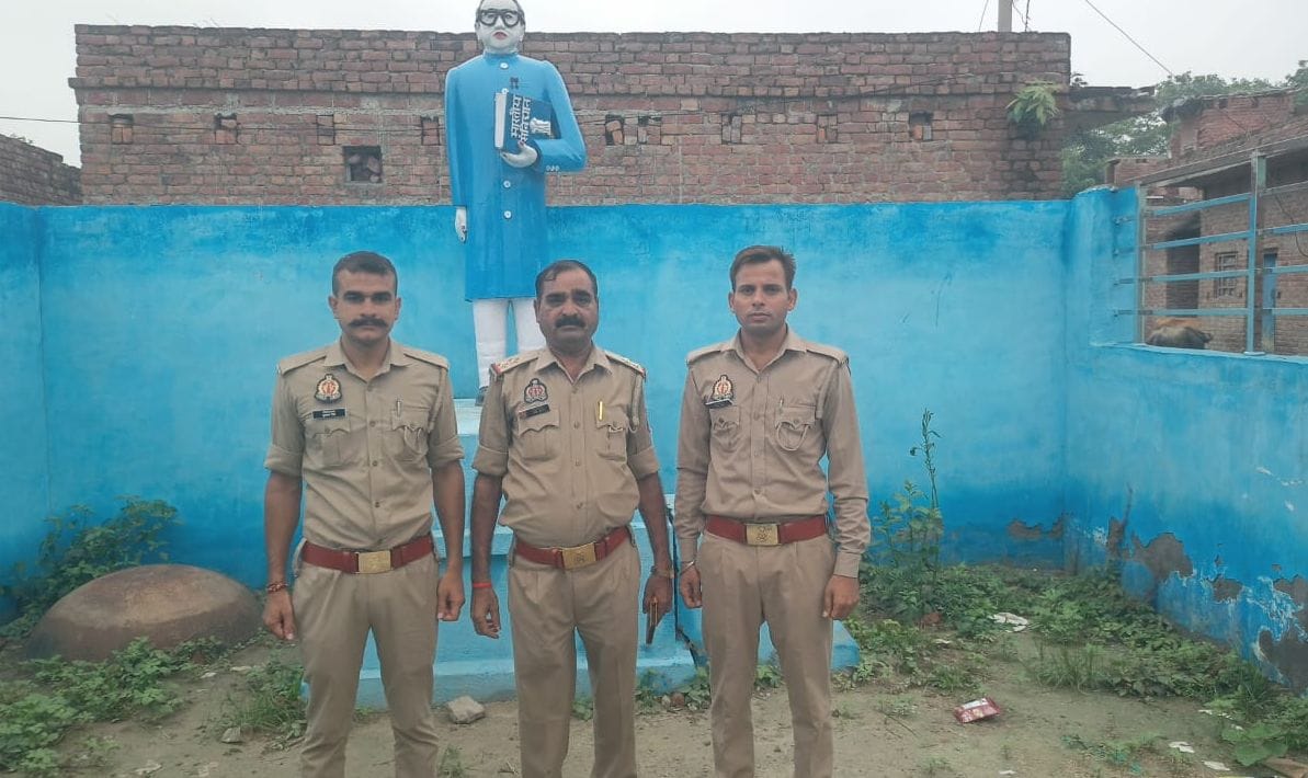 Dispute between two groups: FIR registered against 16 named individuals and 20 unidentified persons.