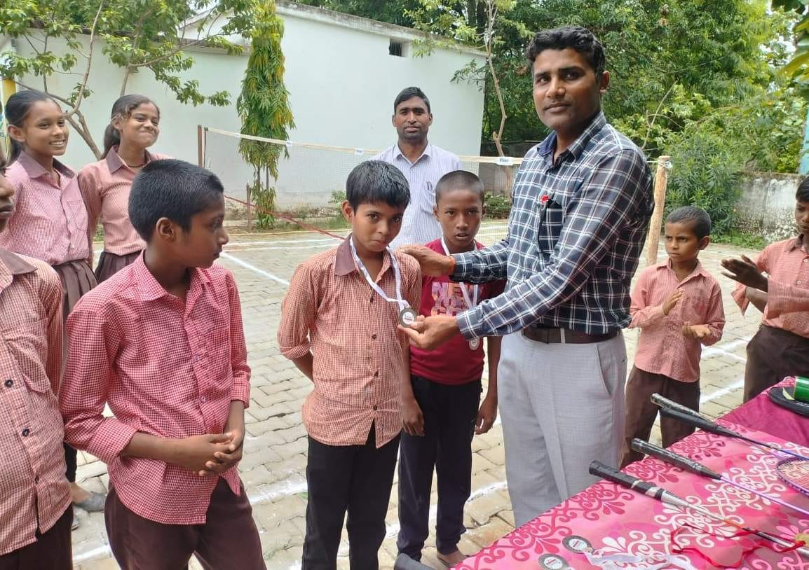 Anshu and Suhana won their chess matches.