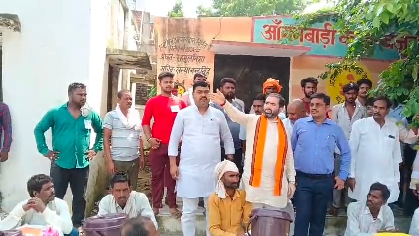 Saryu waters enter 18 villages.