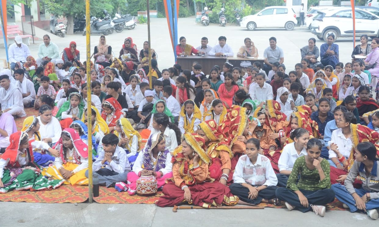 Students showcased the vibrant hues of Haryanvi folk culture on stage.