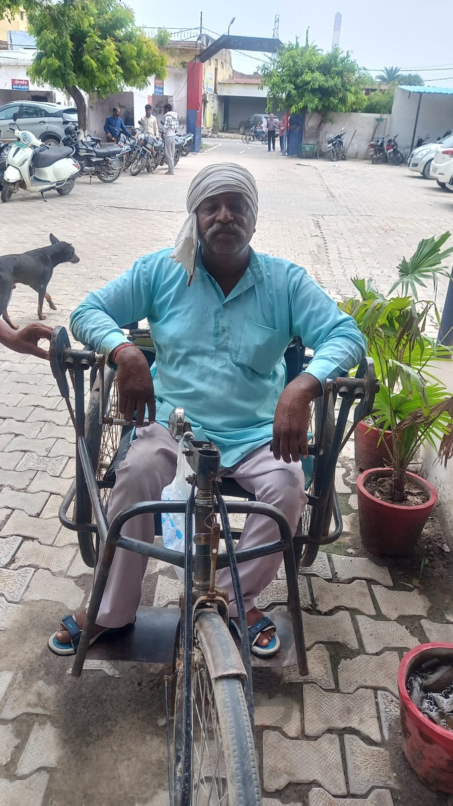 Differently-abled person visited 'Thana Diwas' six times but did not find the