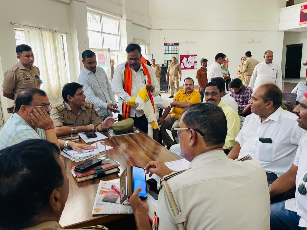 Altercation between BJP office-bearer and inspector over corruption allegations.