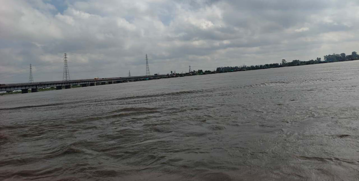Kanpur: Ganga's water level rises by 1.19 meters in 24 hours; concern grows in 'Katri' villages