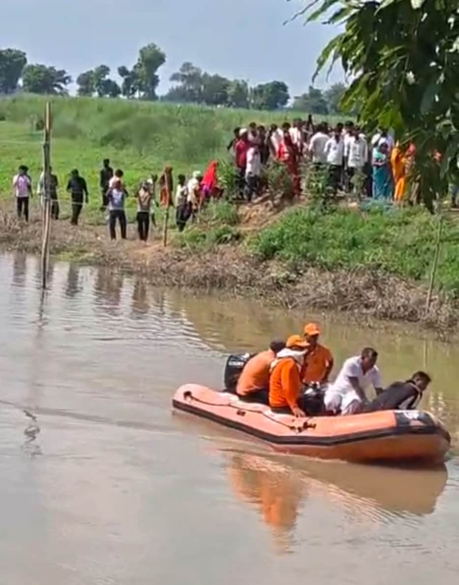 Teenager drowns in river