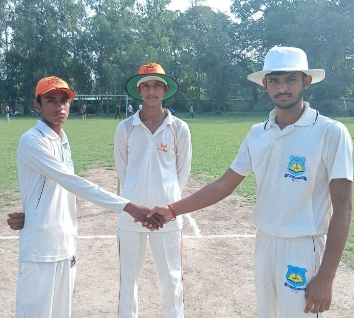 The King's team won the match thanks to Yuvraj's magnificent batting.