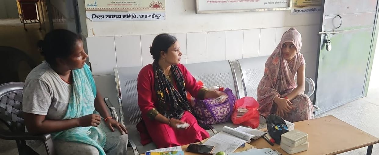 Examined the health of patients and pregnant women and provided medicines.