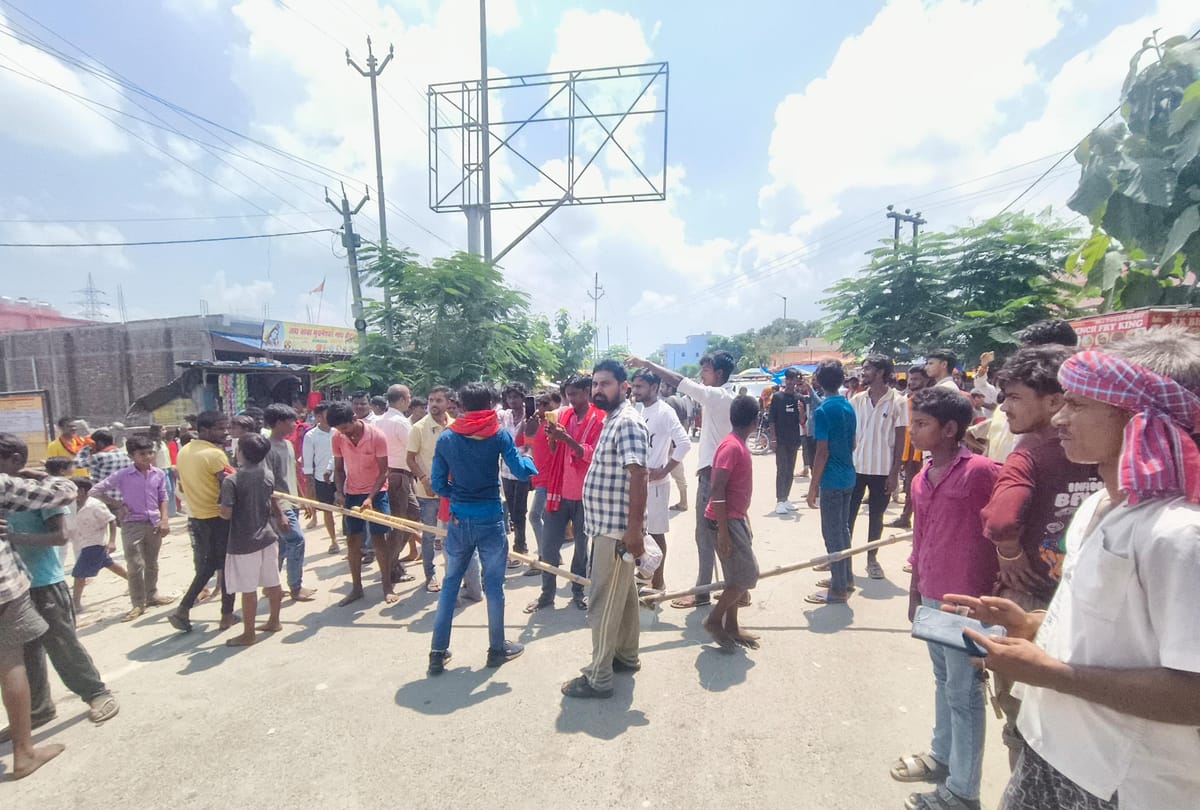 Bihar Accident: पूजा कर लौट रहे इकलौते बेटे को स्कॉर्पियो ने कुचला, मौत; चालक को ग्रामीणों ने घेरकर पीटा