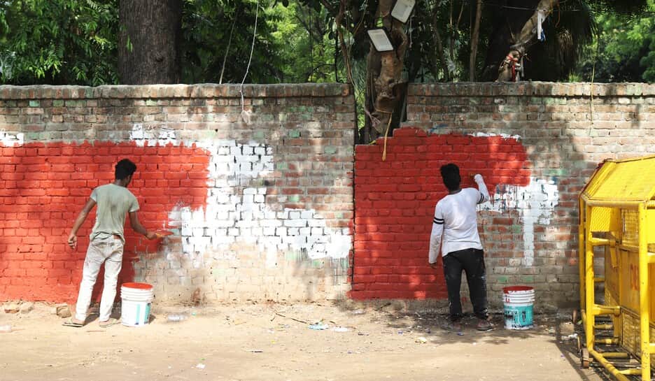 Lutyens' Delhi returns to normal after a week; all traces of the protest removed from Jantar Mantar.