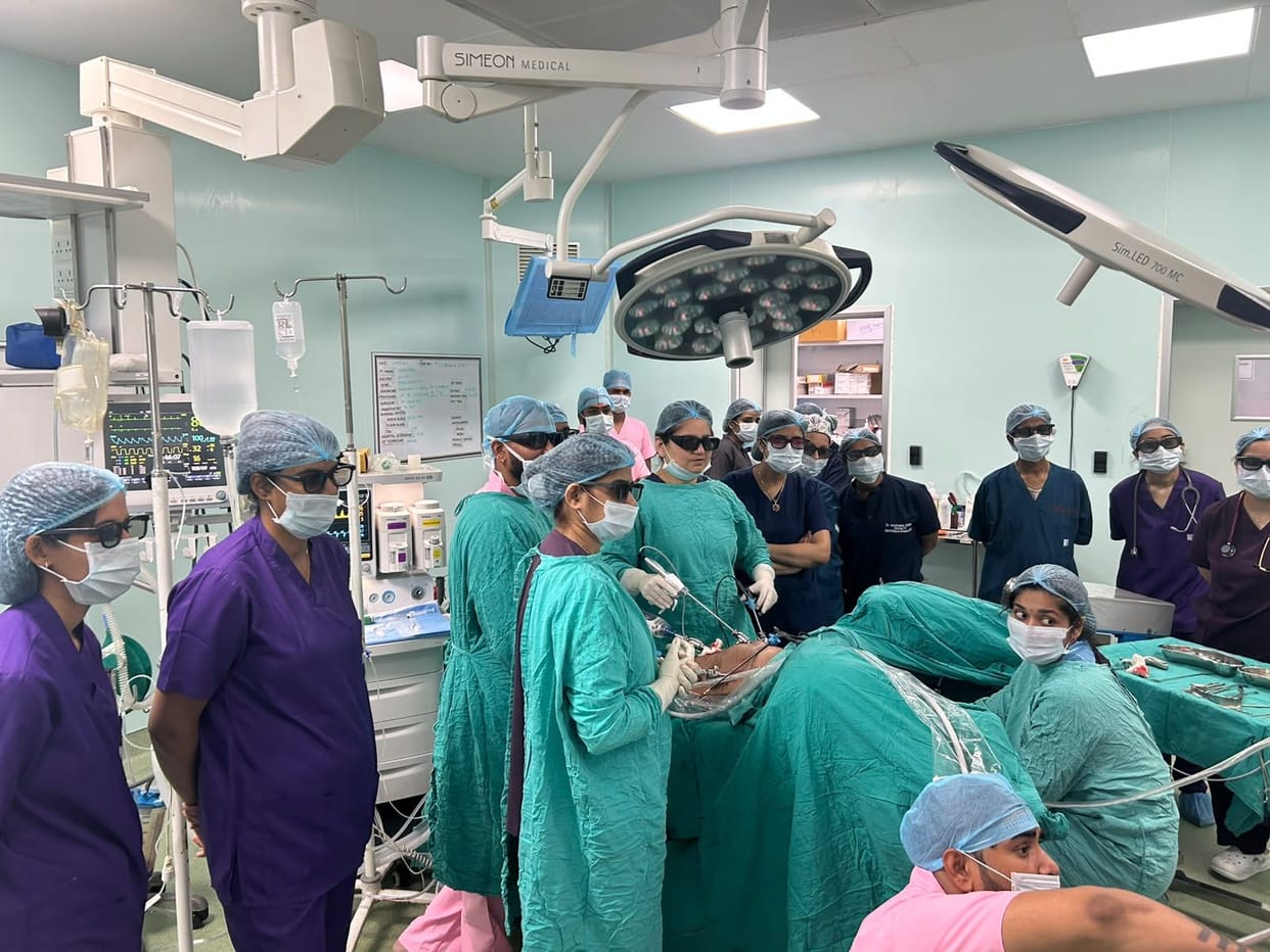 Live laparoscopic surgery performed at AIIMS workshop