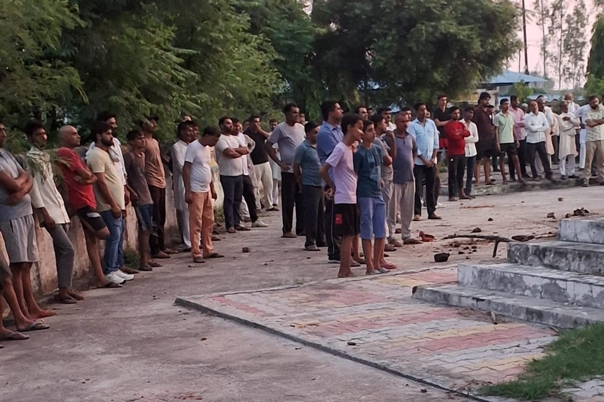 Last rites of the notorious Vipul, alias 'Khooni', performed at Bhabhisa.