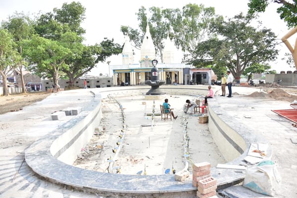 The Serpent Deity will perform Jalabhishek, and devotees will have Darshan of Mahakal