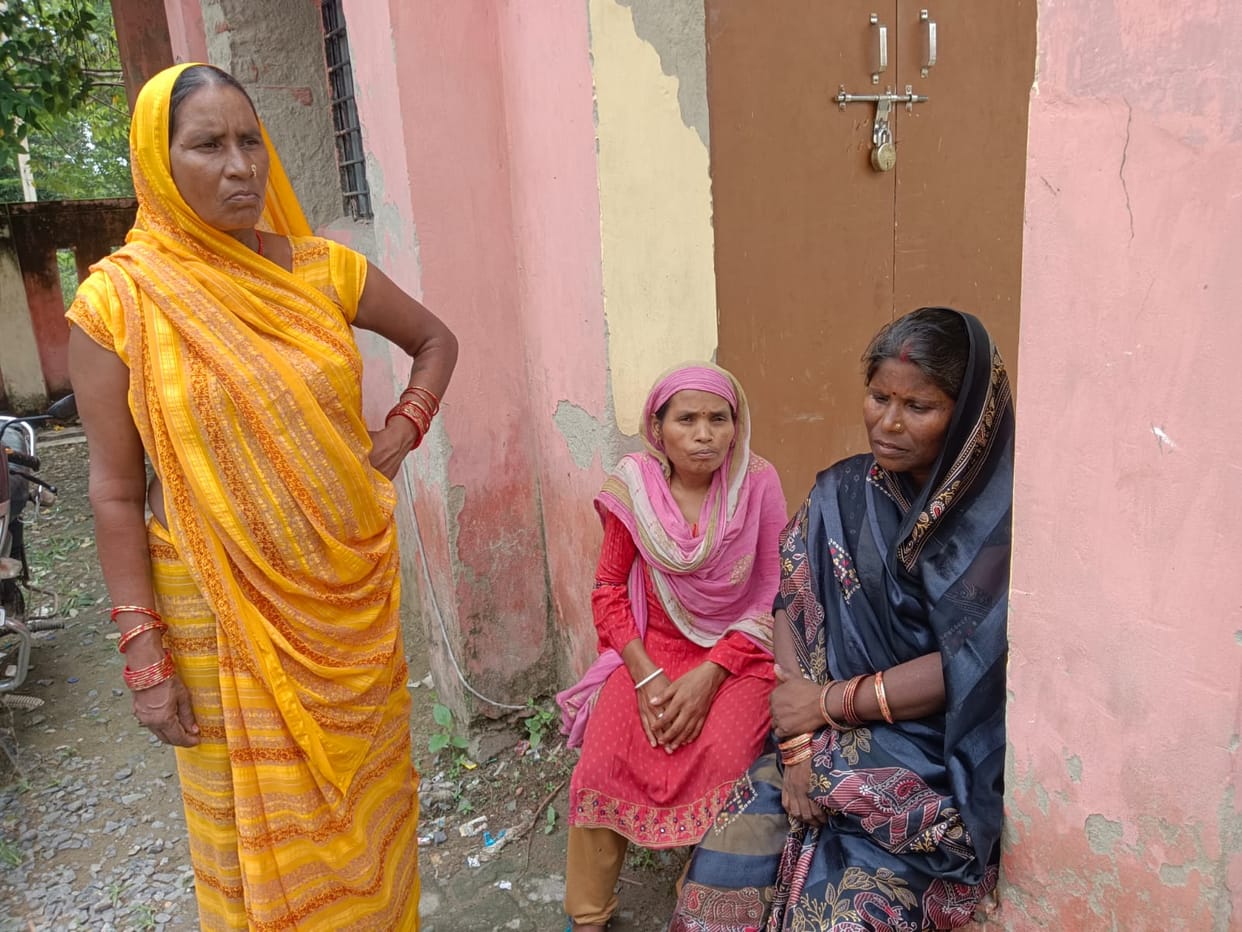 Worker dies after falling from roof; cries of distress fill the air.