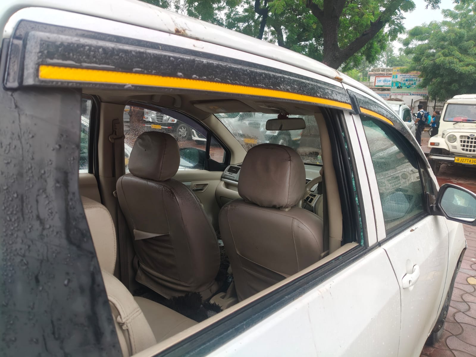 क्षतिग्रस्त कार
