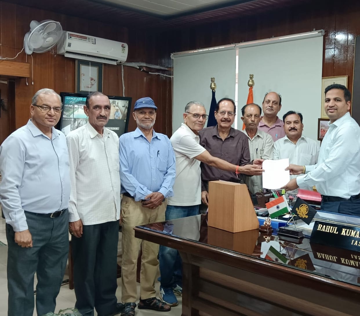 Departments should expedite the payment of pending medical bills.