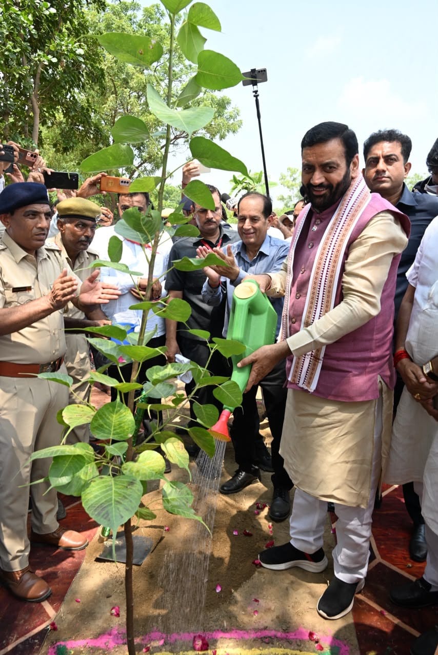 Saints show the path of truth, service and patriotism: Chief Minister Nayab Singh Saini