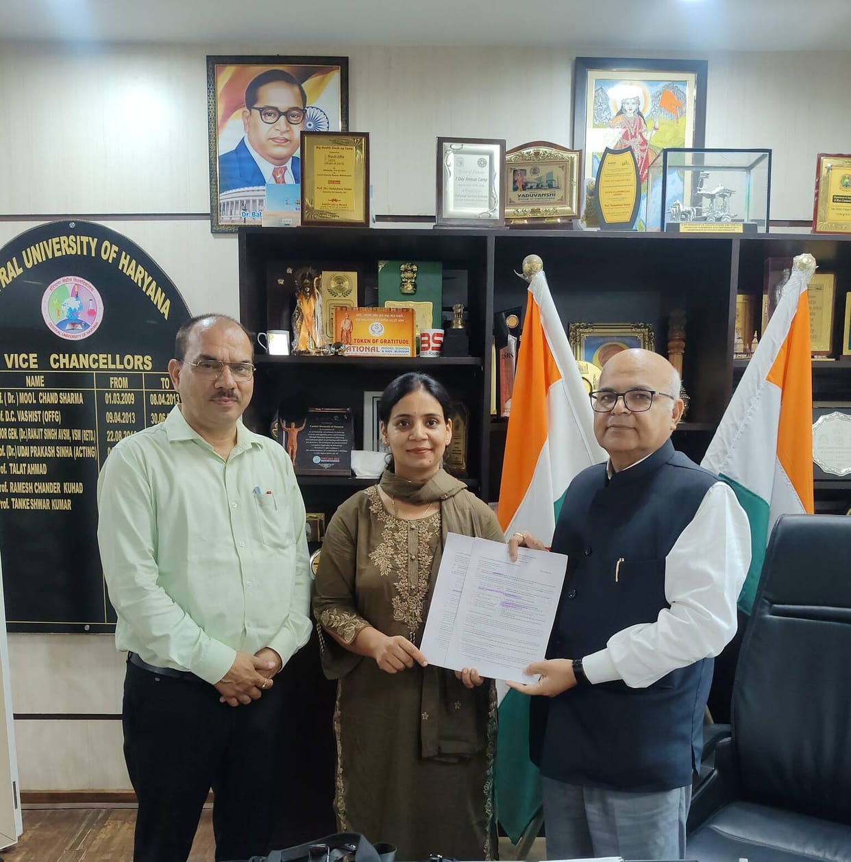Dr. Anshu Sharma of HKNV receives lakh for research.