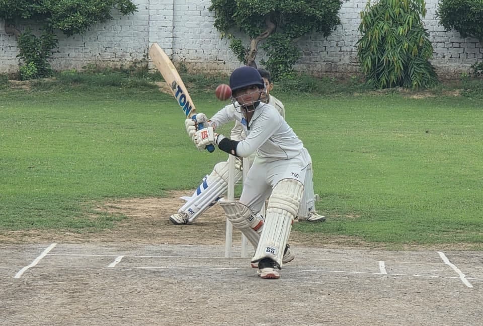 YuYDS won the match by three wickets.