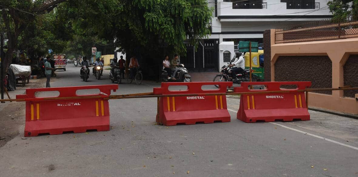 Traffic jam caused by diversion arrangements at the Engineering College intersection.