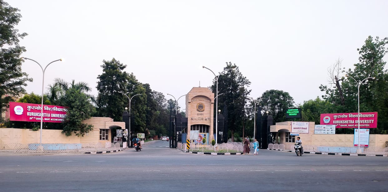 KU professor summoned for sharing video supporting student protest at Jantar Mantar.