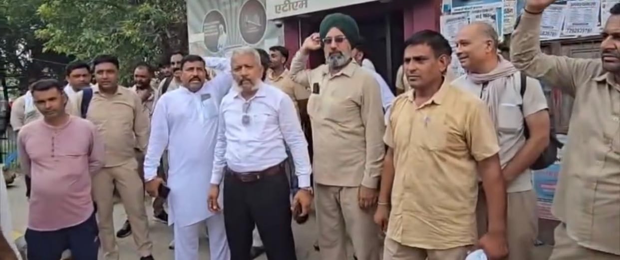 Roadways employees and private bus drivers clash over the new timetable