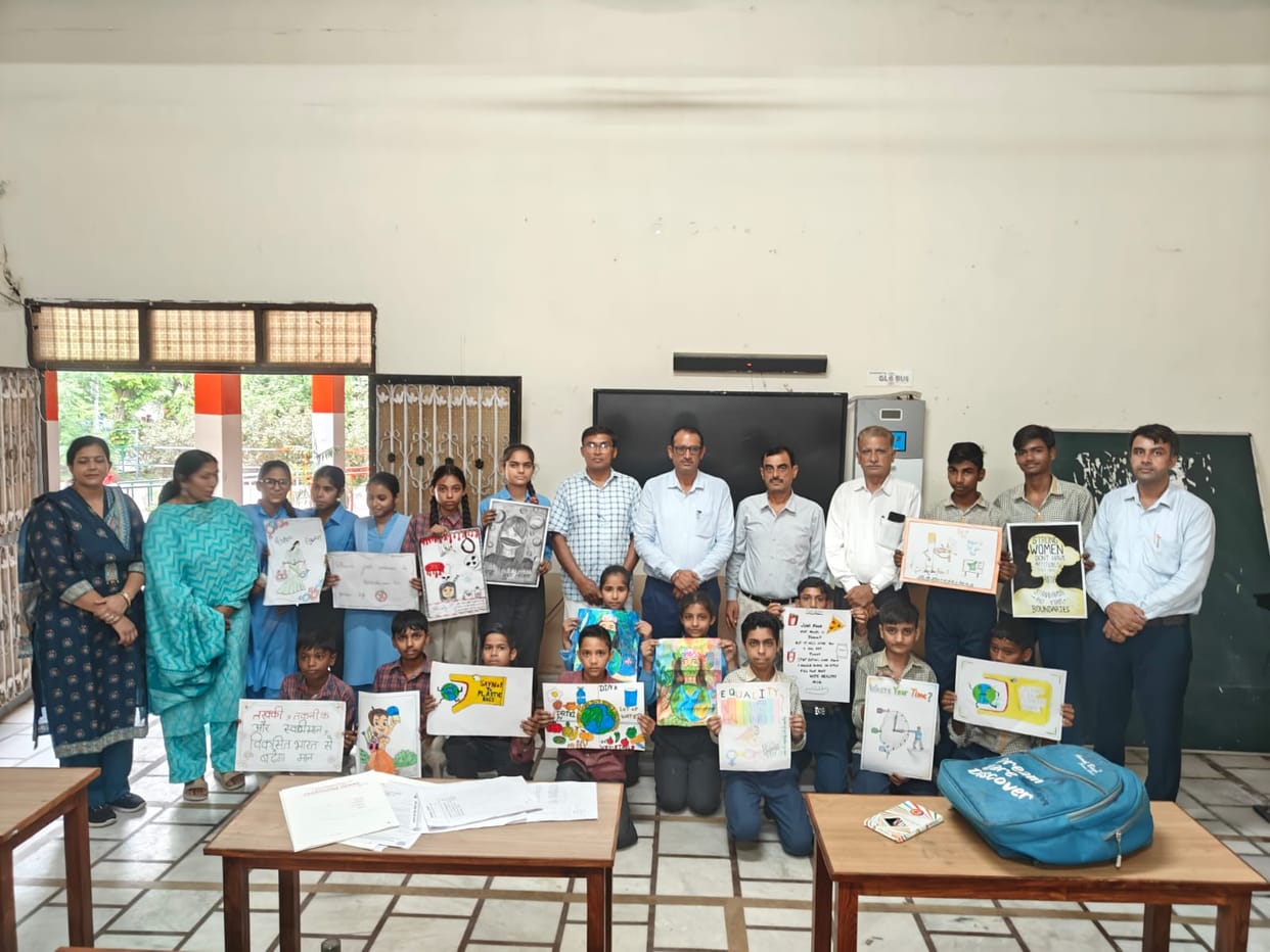 Gurdeep from PM SHRI Government Girls' Senior Secondary School, Siwan, secures first place in the essay competition.