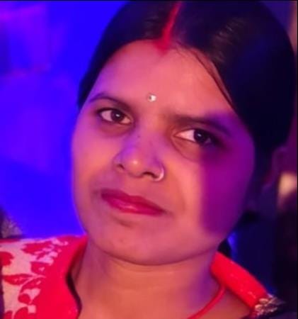 नगर के एक निजी अस्पताल में प्रसव के बाद बांसडीह कस्बा निवासिनी मृतका पूजा। फाइल फोटो, परिजन