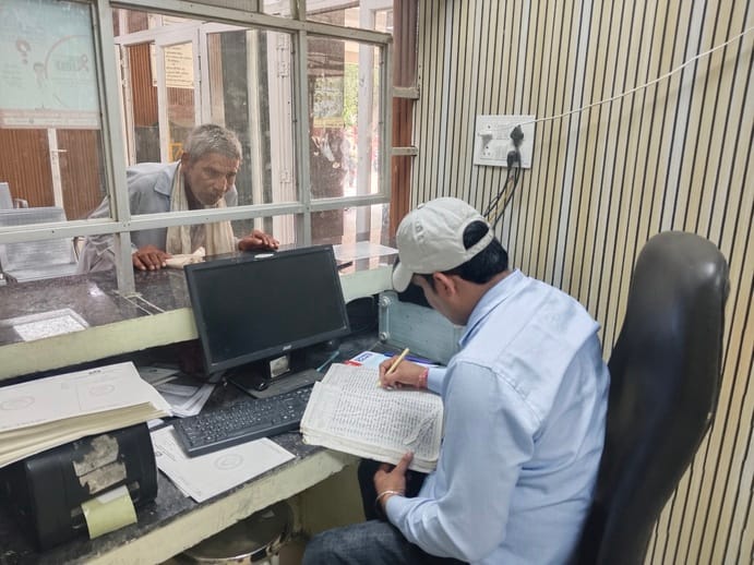 E-treatment server down at hospital; slips issued manually
