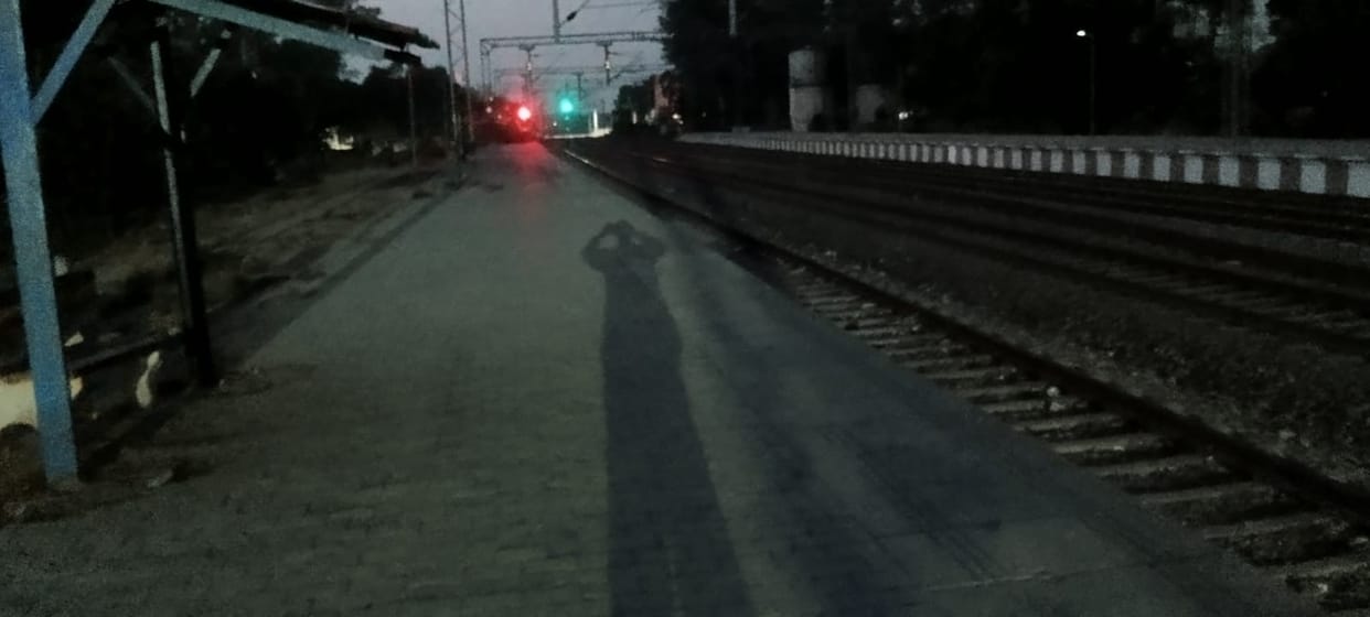 Twelve lights are out across both platforms at Suriyawan station; darkness descends as soon as evening falls.