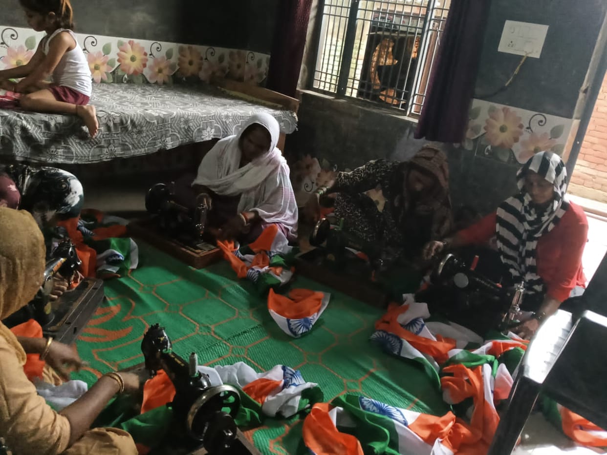 Women from 37 self-help groups in the district are making 1.68 lakh Tricolours.