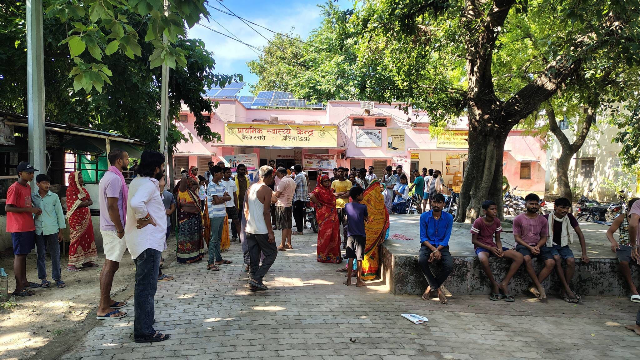 बेरुआरबारी क्षेत्र के करिहरा गांव स्थित धान के खेत में करेंट की जद में आने से हुई युवक की मौत 