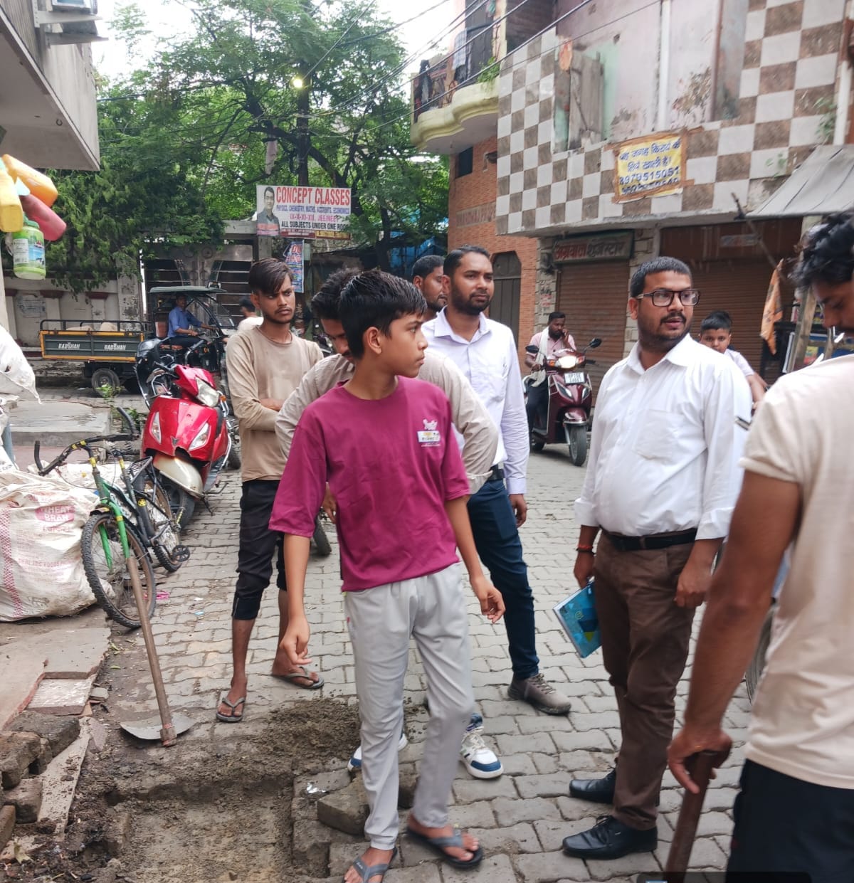 Opposition to the construction of power lines in Brahmapuri