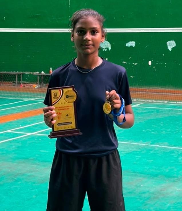 Gauri secured the first position in the divisional badminton competition.