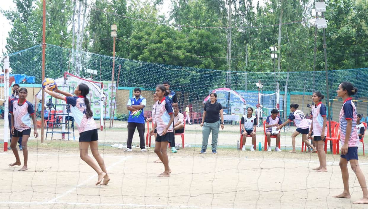Yash Vidya Mandir defeated CMKP UP Sainik School in the Under-19 category