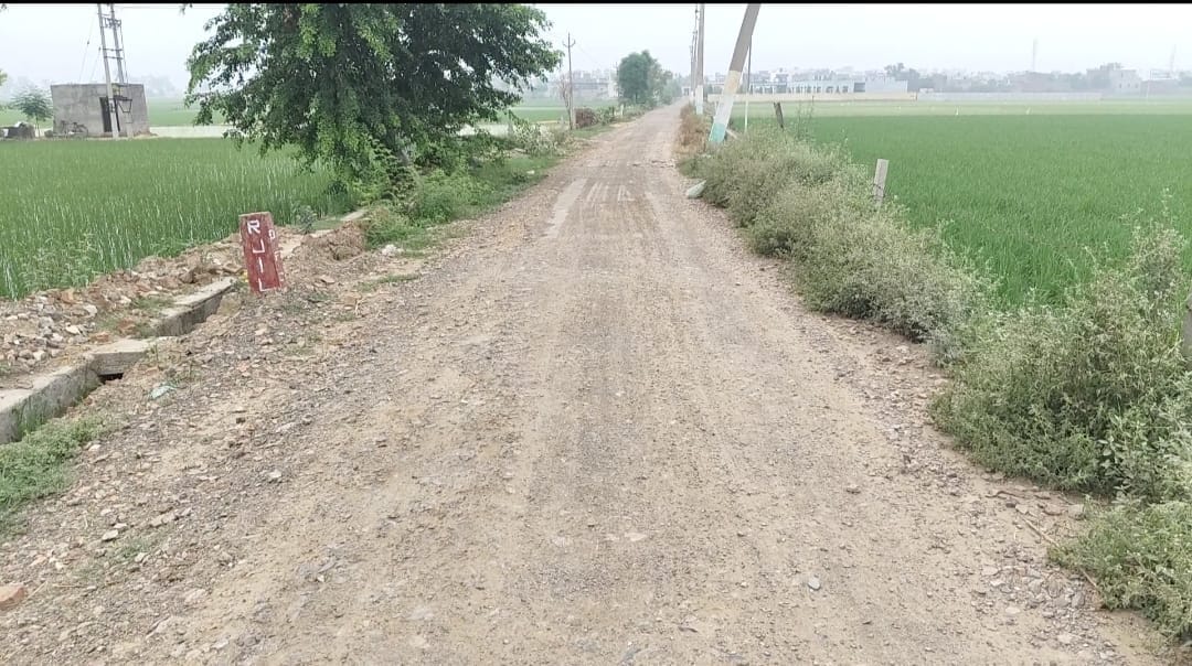 Pai-Pilni road incomplete; residents facing difficulties.
