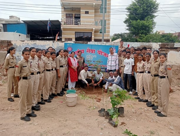 NCC cadets and NSS volunteers planted 200 saplings