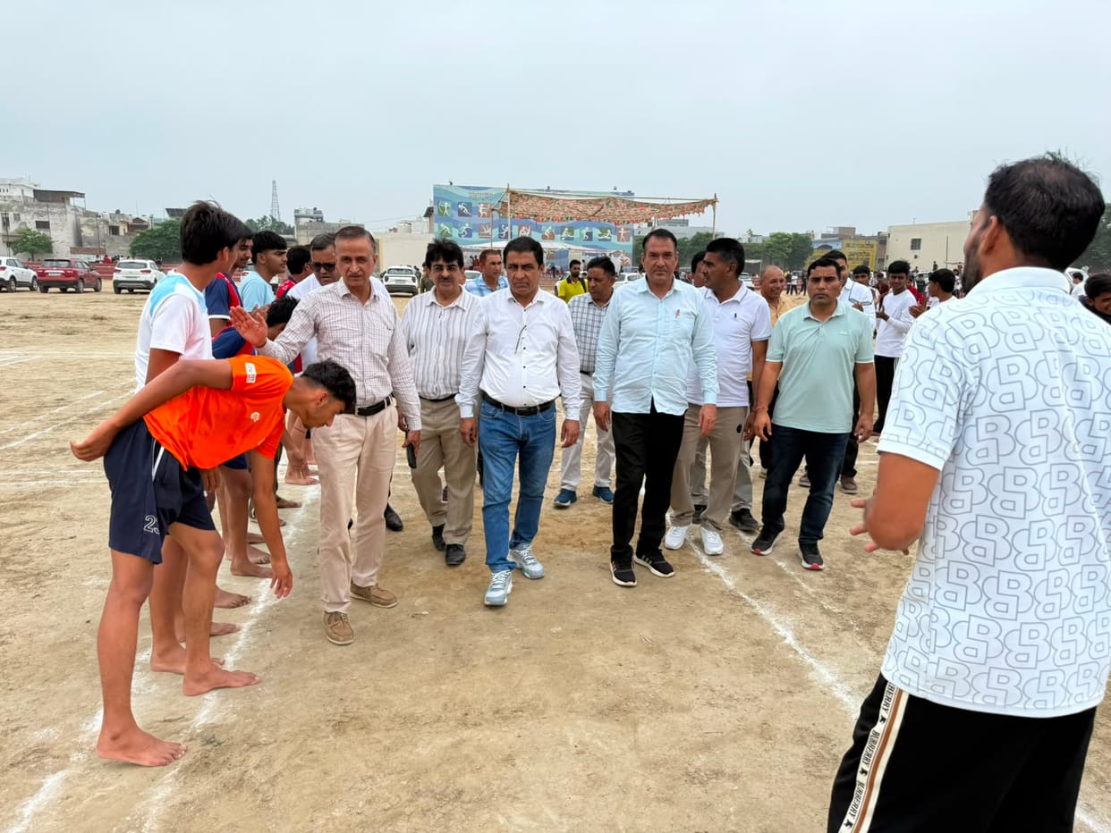 District-level school sports competitions kick off; Kaithal triumphs in handball and kho-kho.