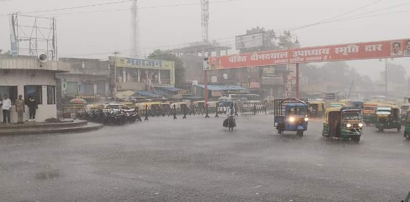 An hour of heavy rain on the eve of Guru Purnima.