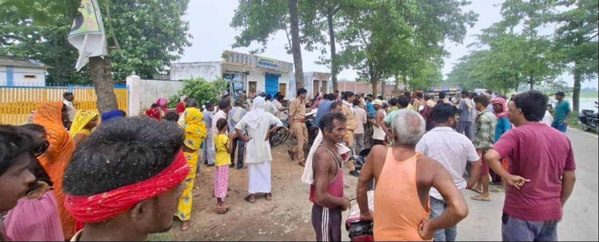 Youth dies under suspicious circumstances after arriving at gas agency to exchange cylinder.