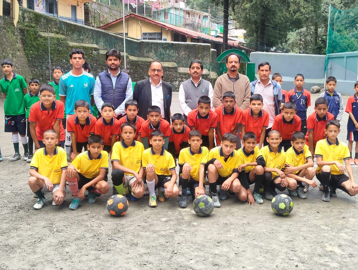 Bharatiya Shaheed Sainik Vidyalaya and Nishant School emerge victorious.