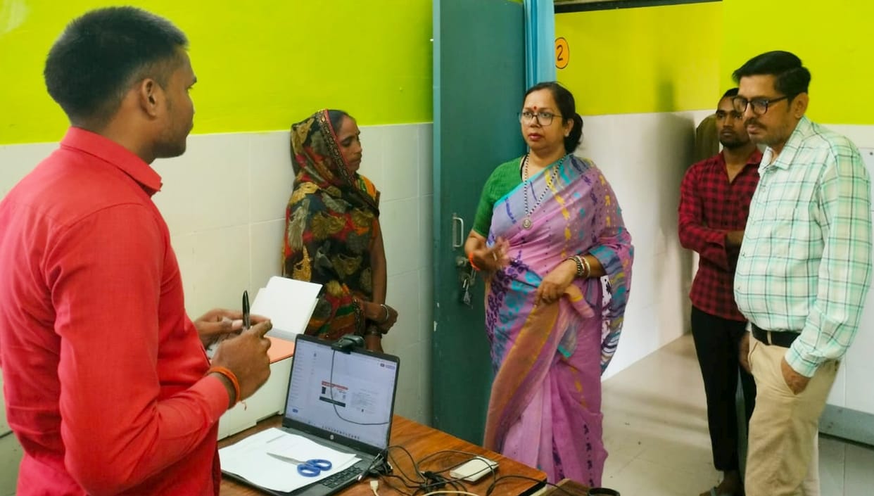 Ayushman cards for eligible individuals aged over 70 should be made on a priority basis.