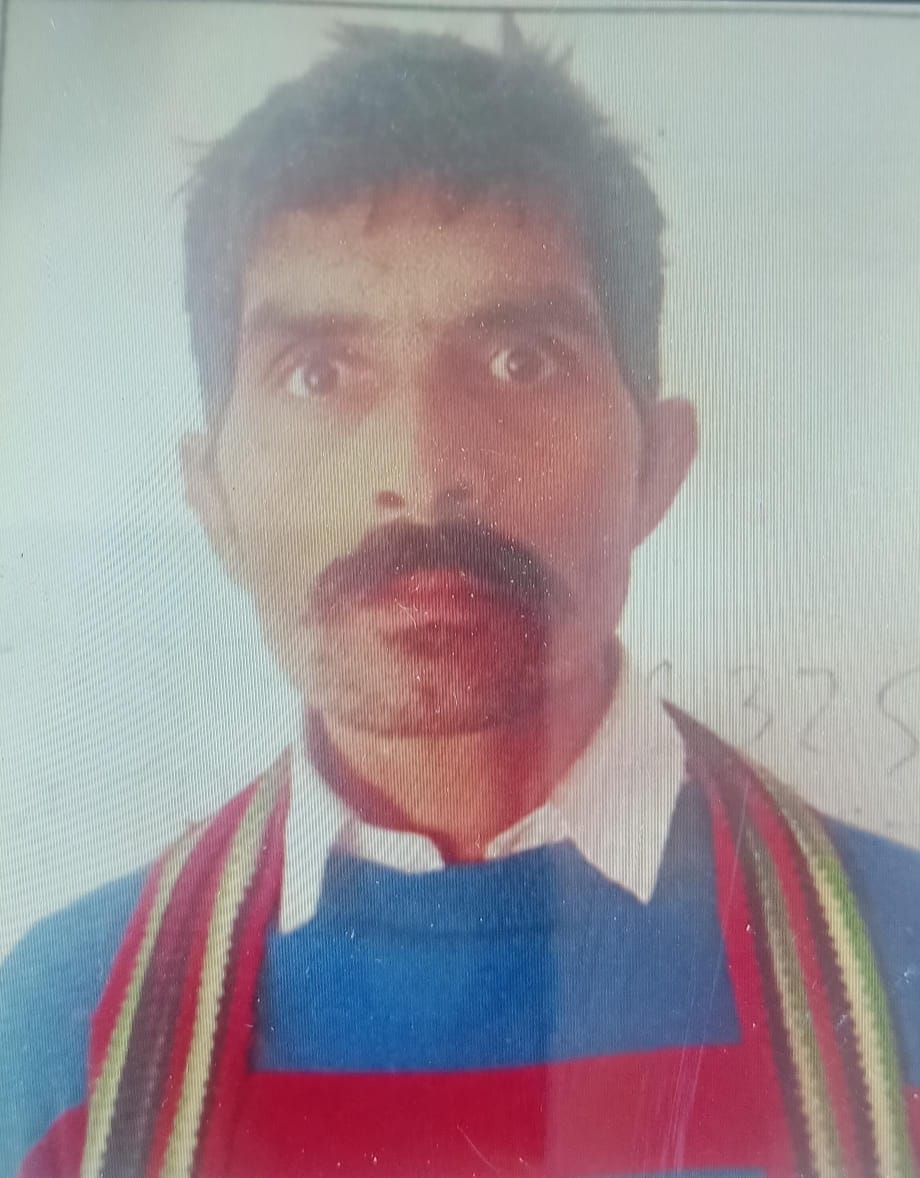 Body of a young man recovered from the Ganga near Nagla Jaili.