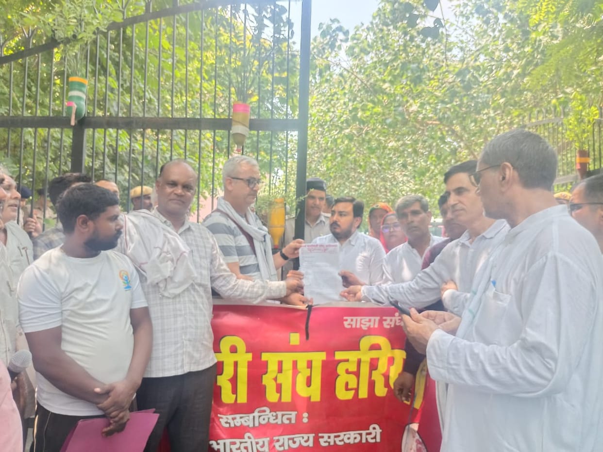 Protest march held over regularization and equal pay.